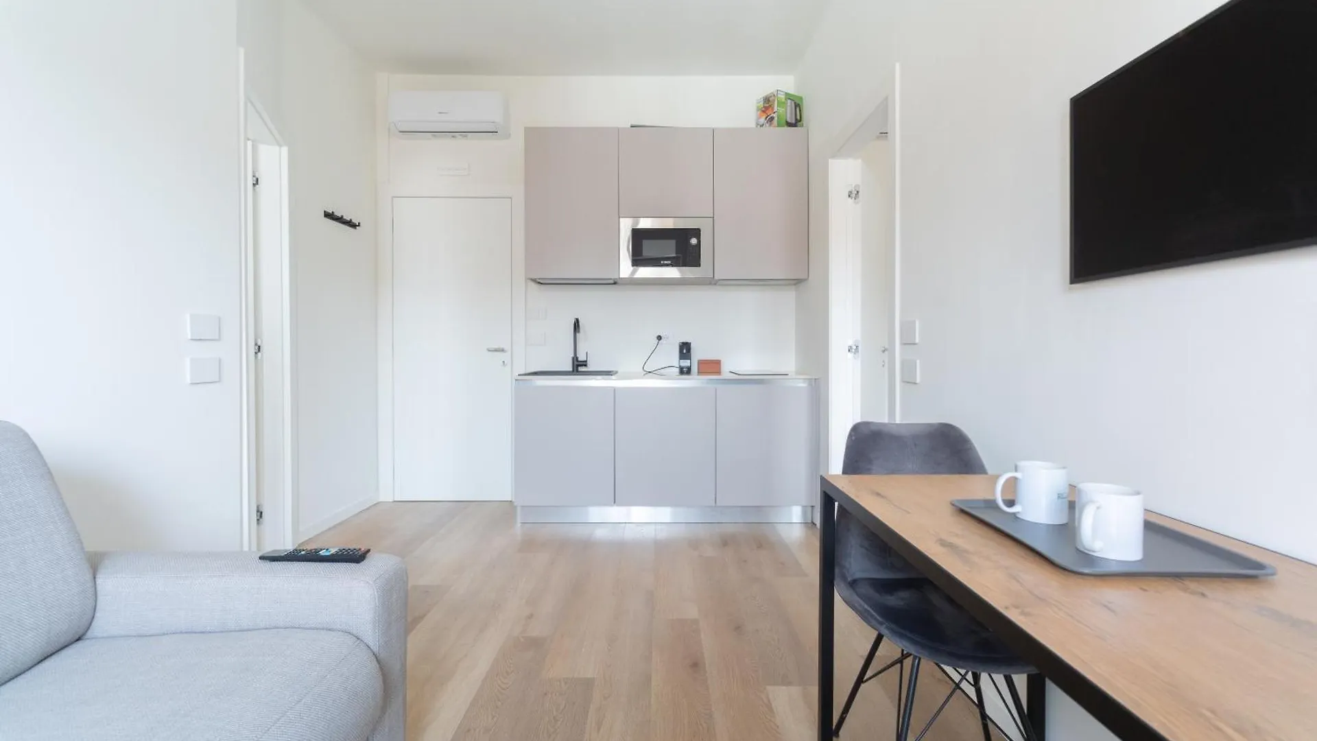 Guest house Rga Bergamo House Hotel