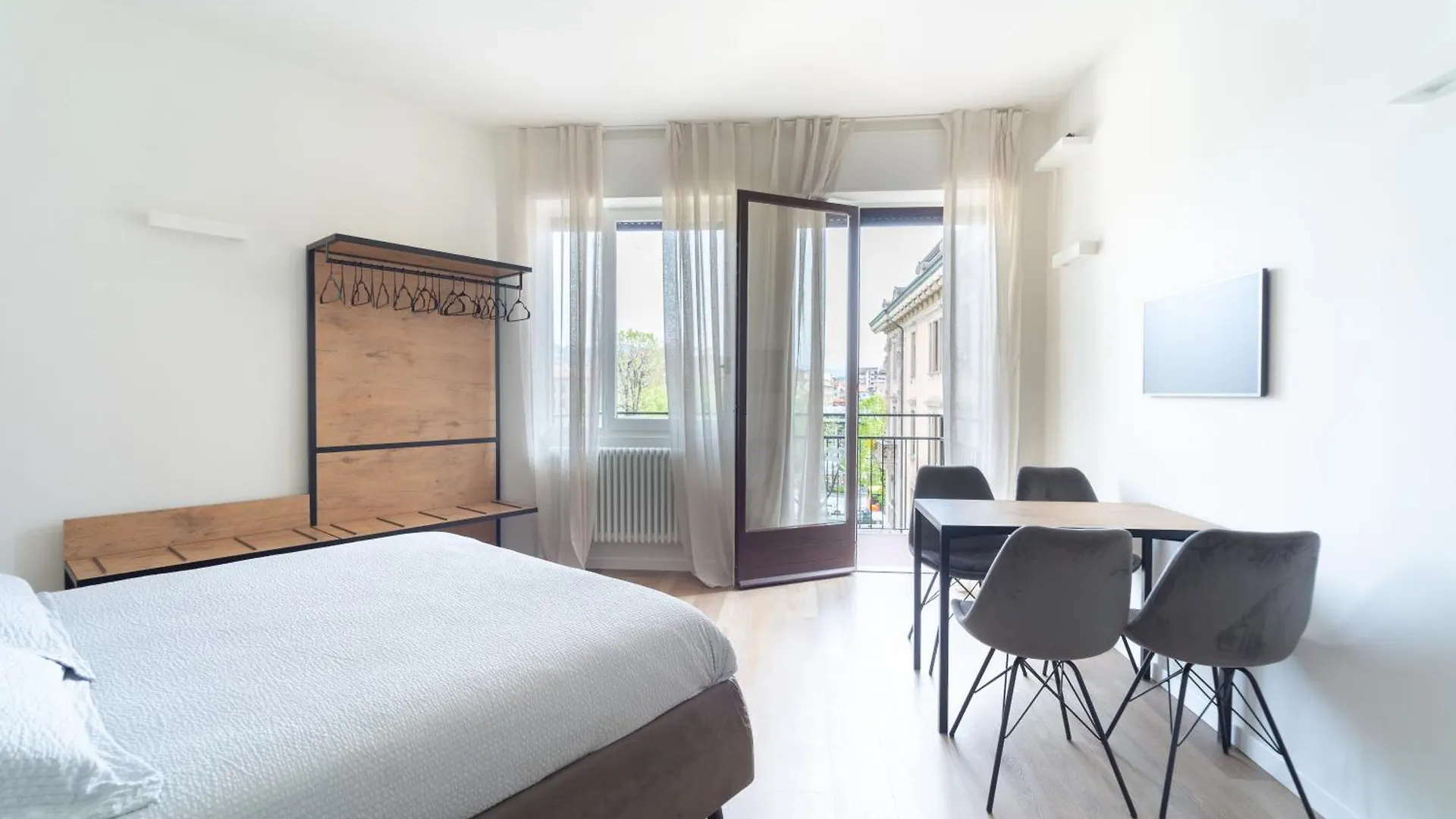 Hotel Rga Bergamo House Pensjonat